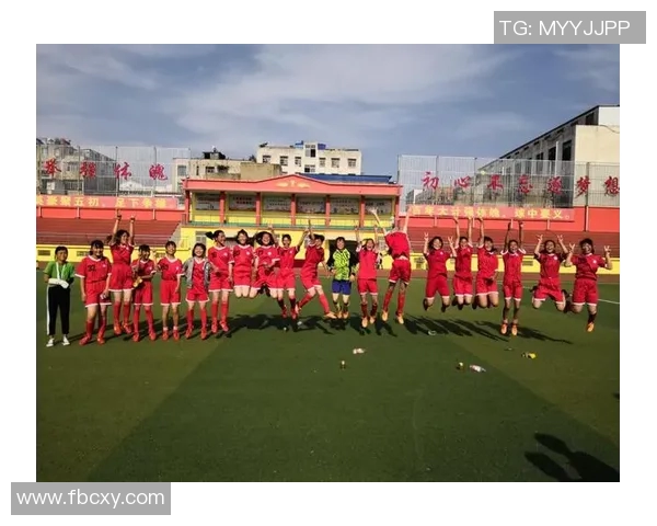 阿迪足球明星队携手打造青春梦想赛场激情与荣耀共舞 阿迪足球明星队携手打造青春梦想赛场激情与荣耀共舞